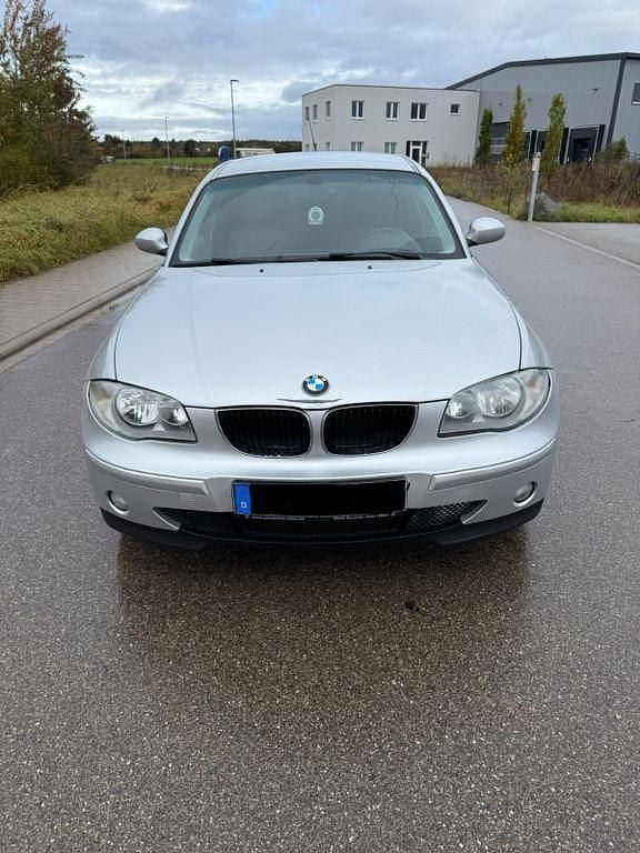 Silber Gebraucht 2006 BMW 116 Kleinwagen | 2.700 € (Guter Preis) - Bild 1/4