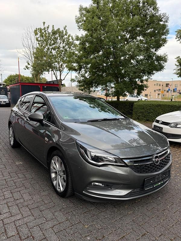 Gebraucht Opel Astra Active 110 PS (80 kW) 2019 Grau Kleinwagen