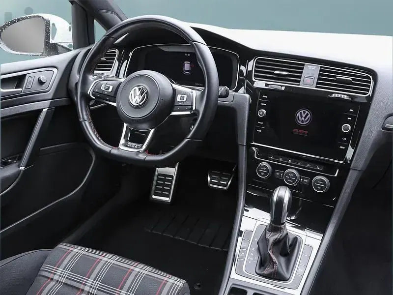 Gebraucht VW Golf VII 245 PS (180 kW) 2020 Weiß Kleinwagen