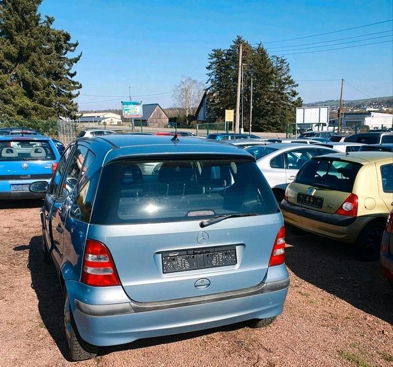 Gebraucht Mercedes A140 Style 82 PS (60 kW) 2002 Blau Limousine