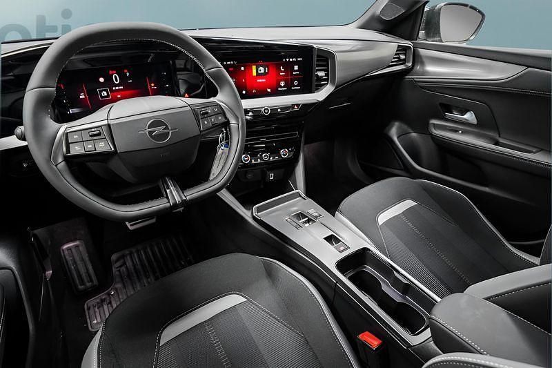 Neu Opel Mokka 131 PS (96 kW) 2025 Grau SUV
