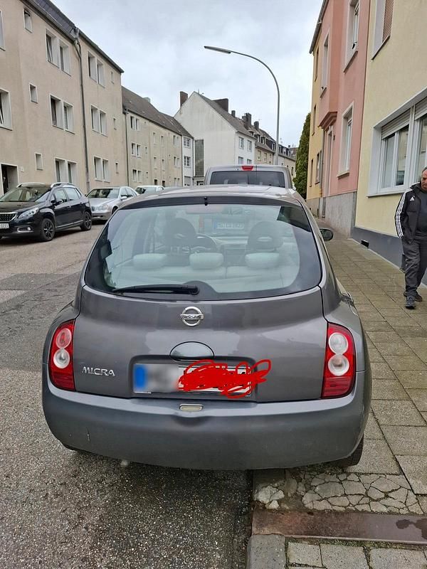 Gebraucht Nissan Micra 80 PS (58 kW) 2003 Silber Kleinwagen