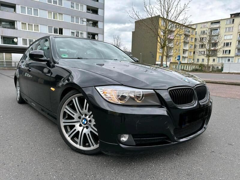 Schwarz Gebraucht 2009 BMW 320 Limousine | 3.750 € (Superpreis) - Bild 1/4