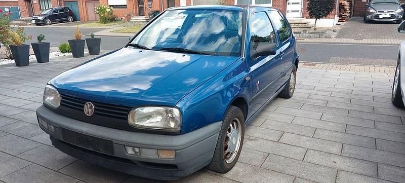 Blau Gebraucht 1996 VW Golf III Limousine | 2.200 € (Fairer Preis) - Bild 1/4
