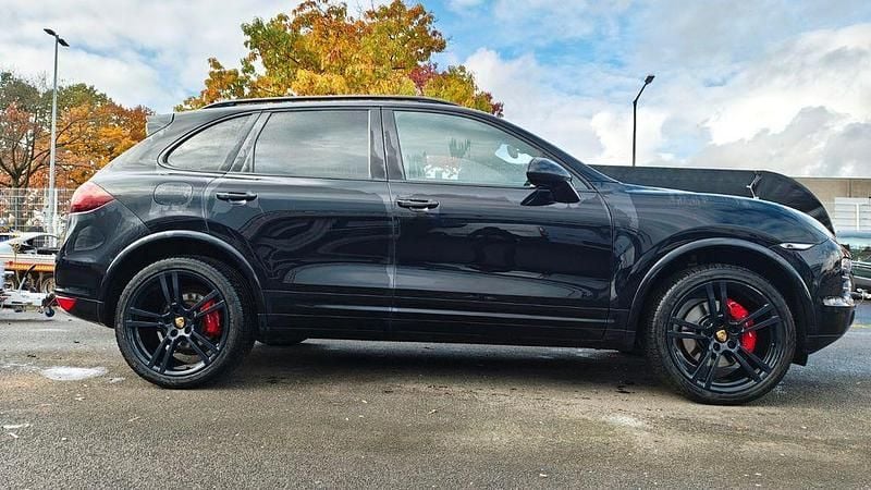 Schwarz Gebraucht 2013 Porsche Cayenne S SUV | 19.500 € (Teuer) - Bild 1/4