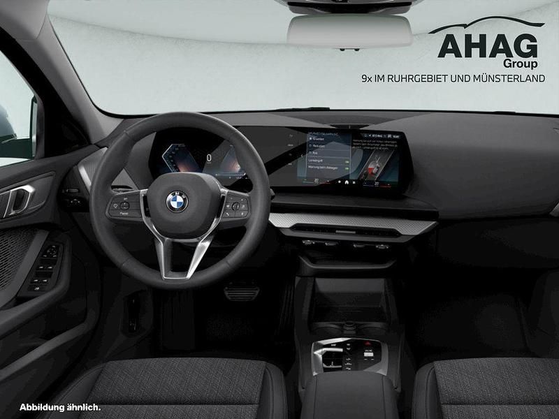 Neu BMW 120 Shadowline 170 PS (125 kW) 2026 Schwarz Kleinwagen