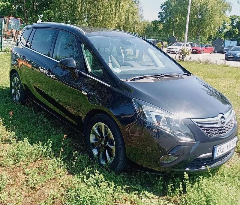 Schwarz Gebraucht 2015 Opel Zafira Tourer Edition Van / Kleinbus | 11.000 € (Teuer) - Bild 1/4
