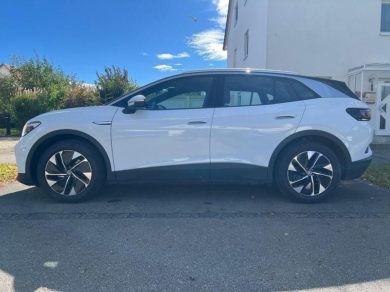 Gletscherweiss Gebraucht 2022 VW ID.4 Pure SUV | 24.900 € (Fairer Preis) - Bild 1/4