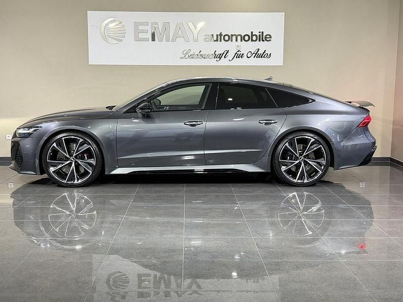 Daytonagrau perleffekt Gebraucht 2021 Audi RS7 Ambiente Kleinwagen | 83.698 € (Superpreis) - Bild 1/4