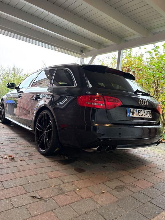 Gebraucht Audi S4 Ambiente 333 PS (244 kW) 2009 Schwarz Kombi