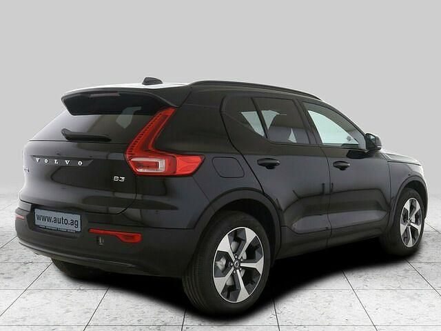 Gebraucht Volvo XC40 Plus 163 PS (119 kW) 2024 Onyx black / metallic SUV