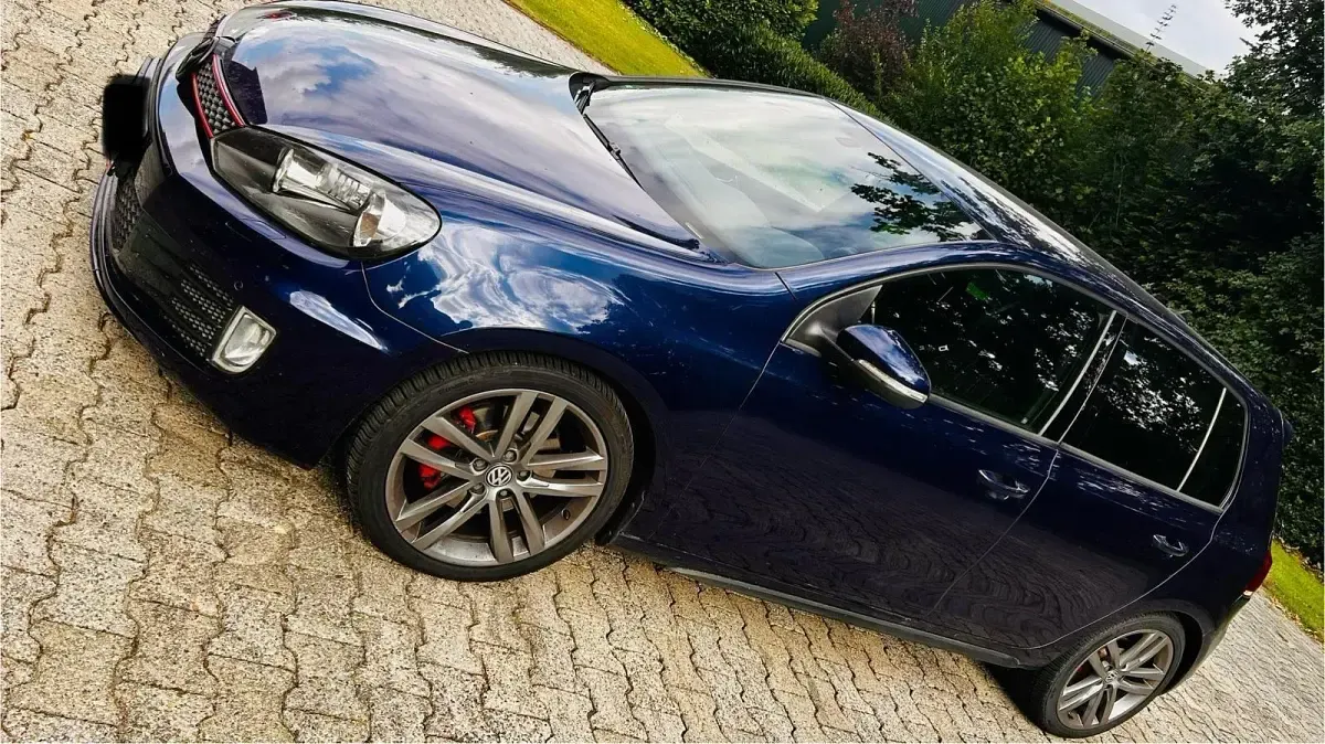 Gebraucht VW Golf VI GTI 211 PS (155 kW) 2011 Blau Kleinwagen