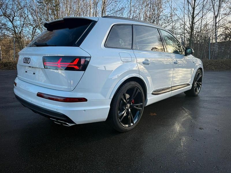 Gebraucht Audi SQ7 Ambiente 435 PS (319 kW) 2018 Weiß SUV