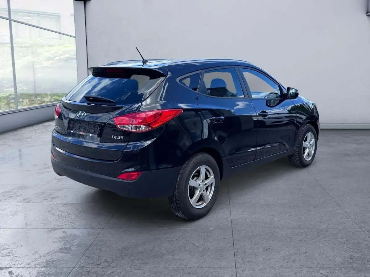 Gebraucht Hyundai ix35 Comfort 135 PS (99 kW) 2012 Schwarz SUV