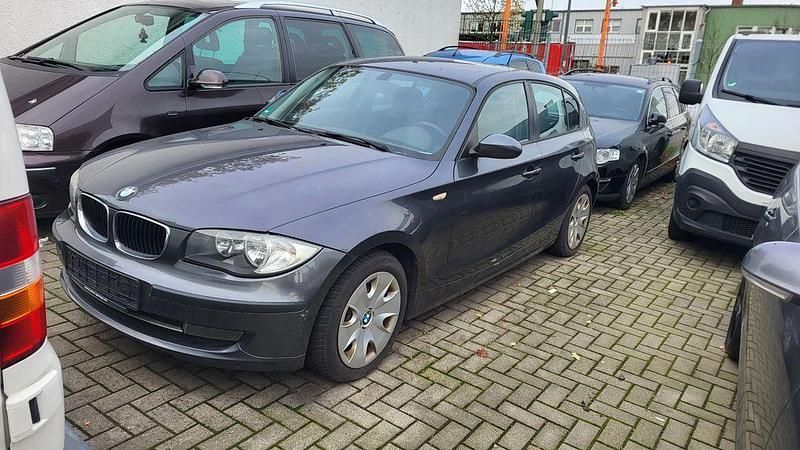 Gebraucht BMW 116 Advantage 122 PS (89 kW) 2008 Grau Kleinwagen