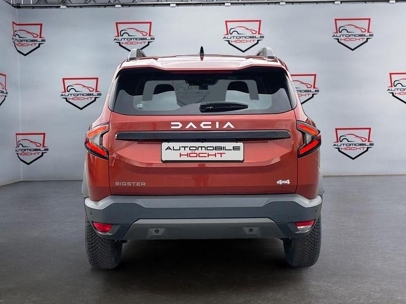 Neu Dacia Bigster Expression 131 PS (96 kW) 2025 Rot SUV
