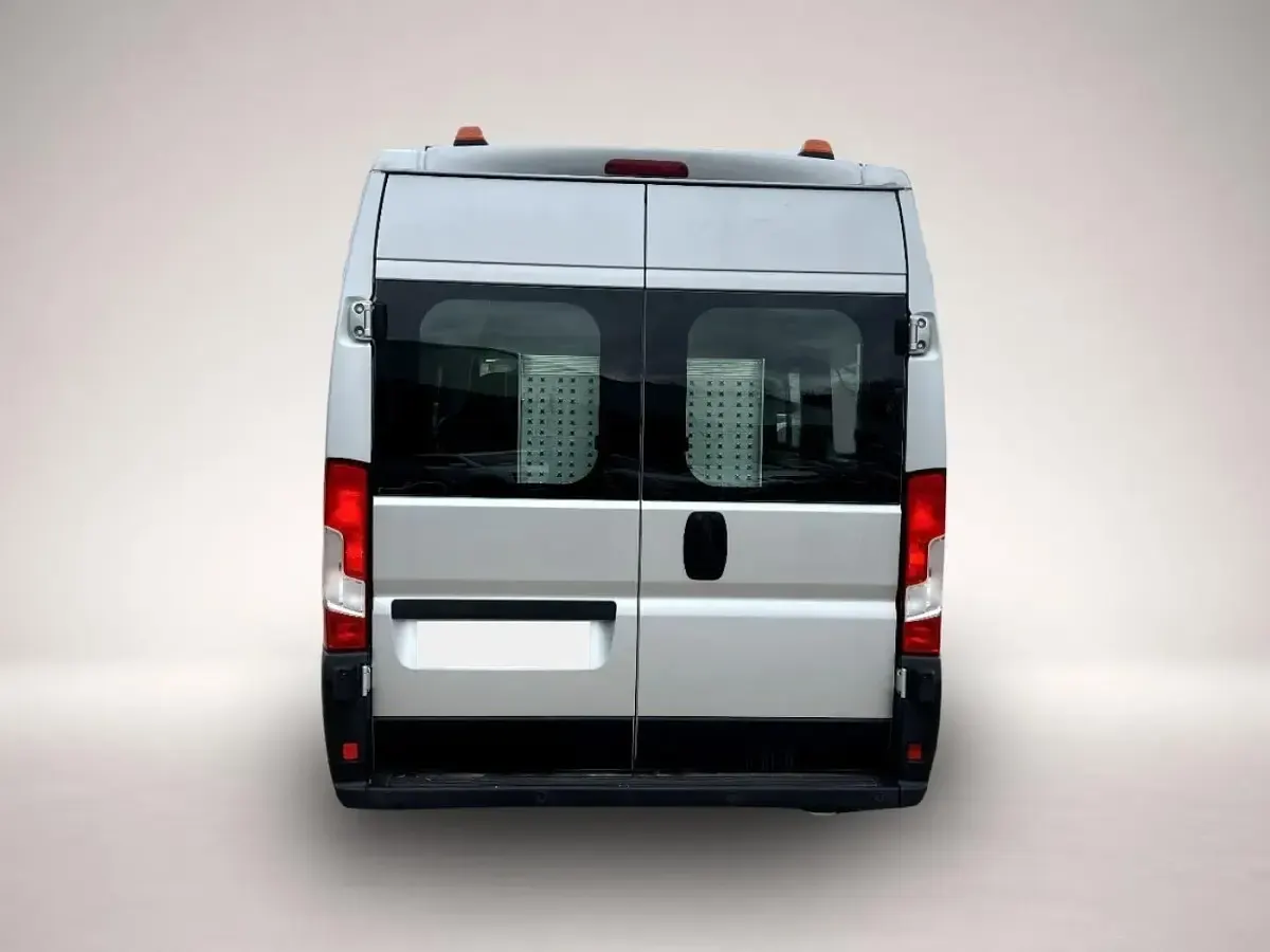 Gebraucht Fiat Ducato 150 PS (110 kW) 2018 Manufacturer Van