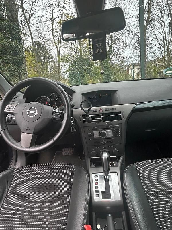 Gebraucht Opel Astra 119 PS (87 kW) 2005 Blau Kombi