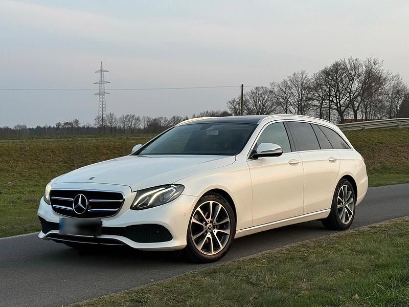 Usata Mercedes E200 150 CV (110 kW) 2019 Bianco Station wagon