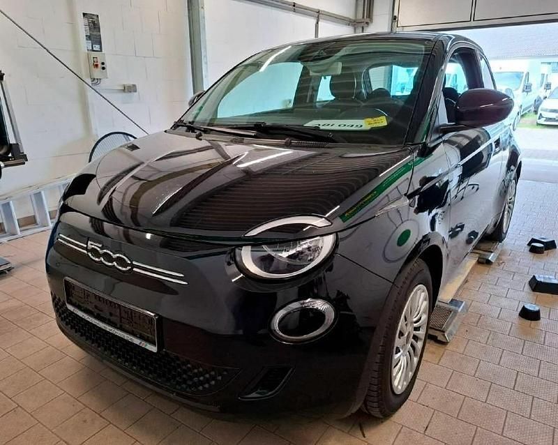 Schwarz Gebraucht 2023 Fiat 500e Kleinwagen | 21.899 € (Guter Preis) - Bild 1/4