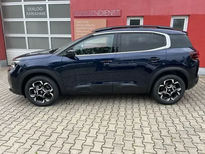 Neu Citroën C5 Aircross 131 PS (96 kW) 2025 Eclipse blau metallic SUV