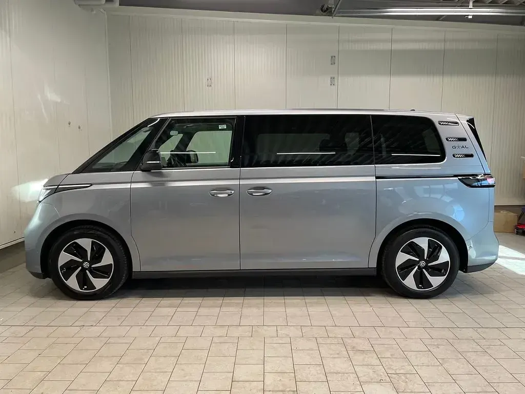 Gebraucht VW ID. Buzz Goal 210 kW (286 PS) 2025 Silber Van / Kleinbus