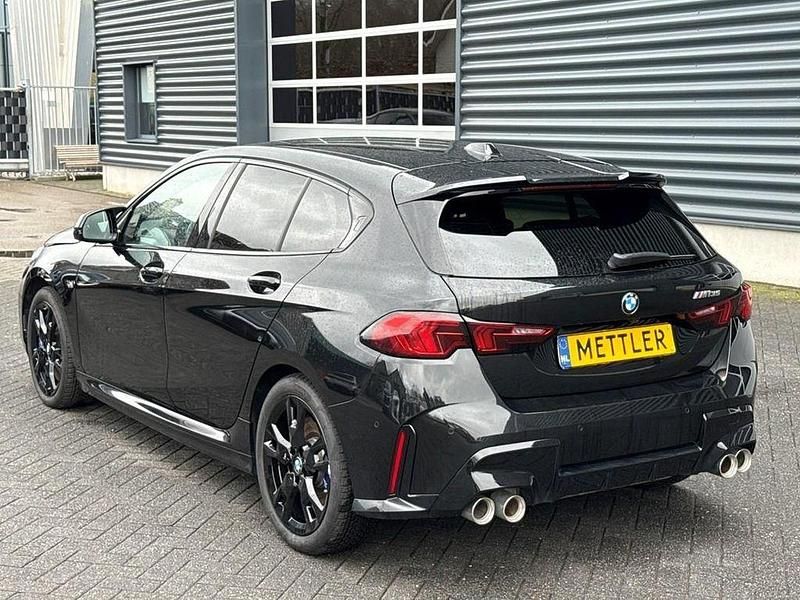 Gebraucht BMW M135 Sport Line 300 PS (220 kW) 2024 Schwarz Kleinwagen