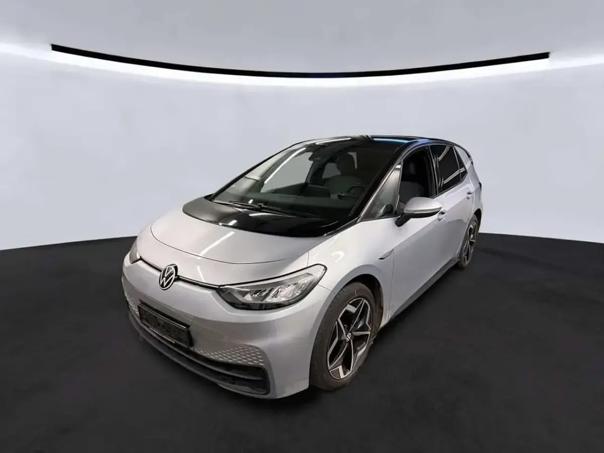 Gebraucht VW ID.3 Pro Performance 150 kW (204 PS) 2022 Scale silver metallic Kleinwagen