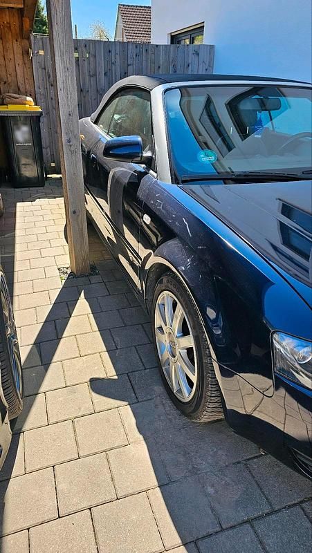 Używany Audi A4 Cabriolet 163 KM (119 kW) 2003 Niebieski Kabriolet
