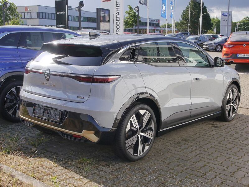Gebraucht Renault Megane E-Tech Iconic 160 kW (218 PS) 2024 Grau Limousine