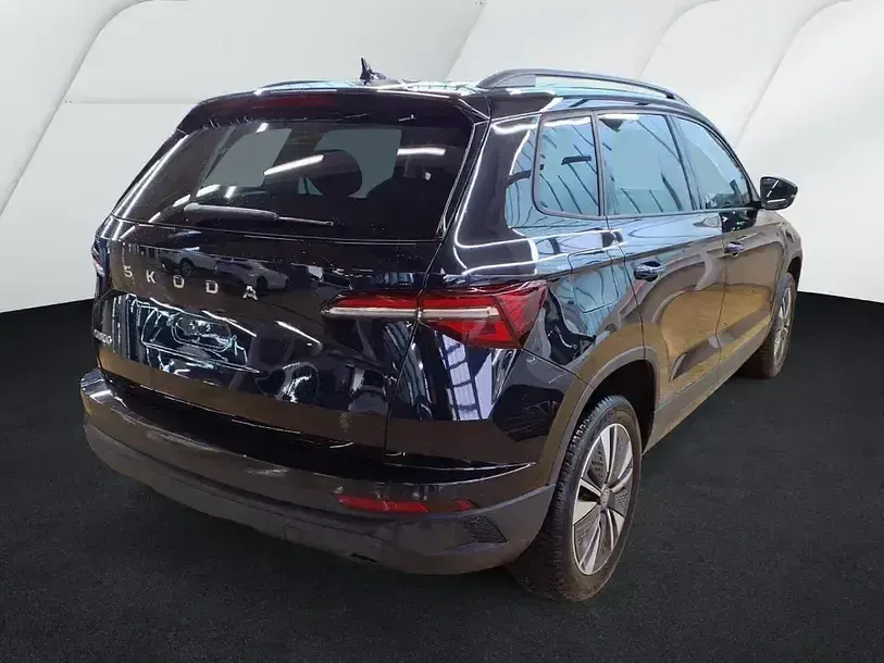 Gebraucht Skoda Karoq Tour 150 PS (110 kW) 2025 Blackmagic SUV