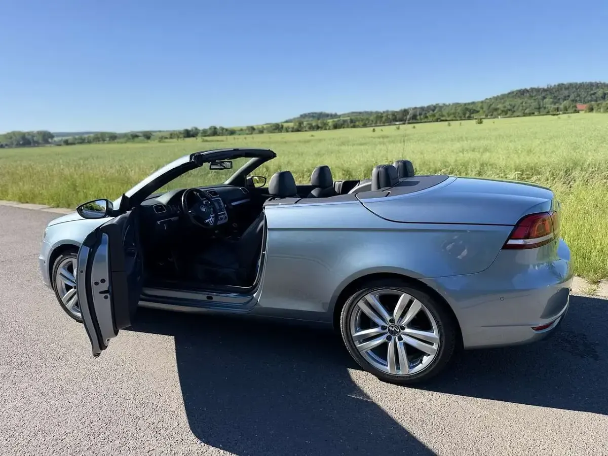 Gebraucht VW Eos Cup 211 PS (155 kW) 2013 Blau Cabrio