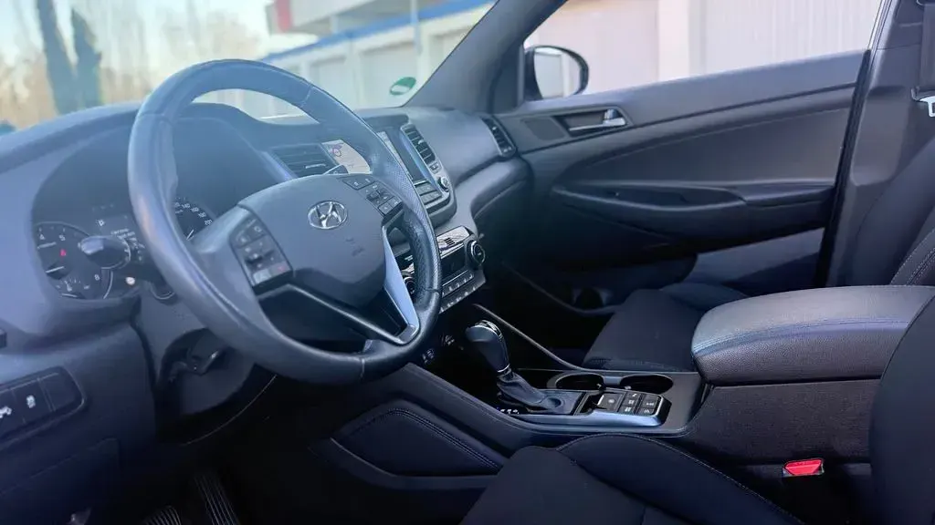 Gebraucht Hyundai Tucson Passion Plus 177 PS (130 kW) 2018 Polar white SUV