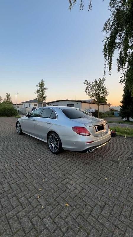 Used Mercedes E300 Edition 245 HP (180 kW) 2020 Silver Sedan
