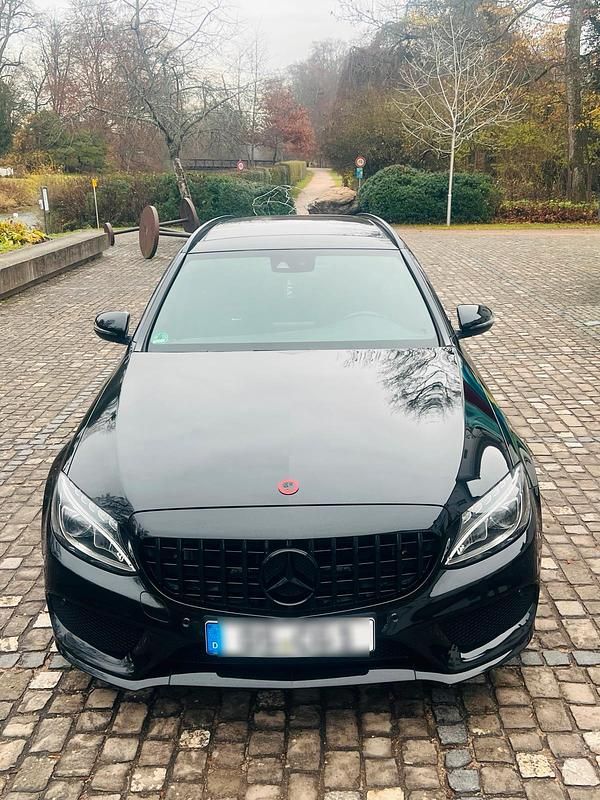 Schwarz Gebraucht 2017 Mercedes C43 AMG AMG Kombi | 28.799 € (Fairer Preis) - Bild 1/4
