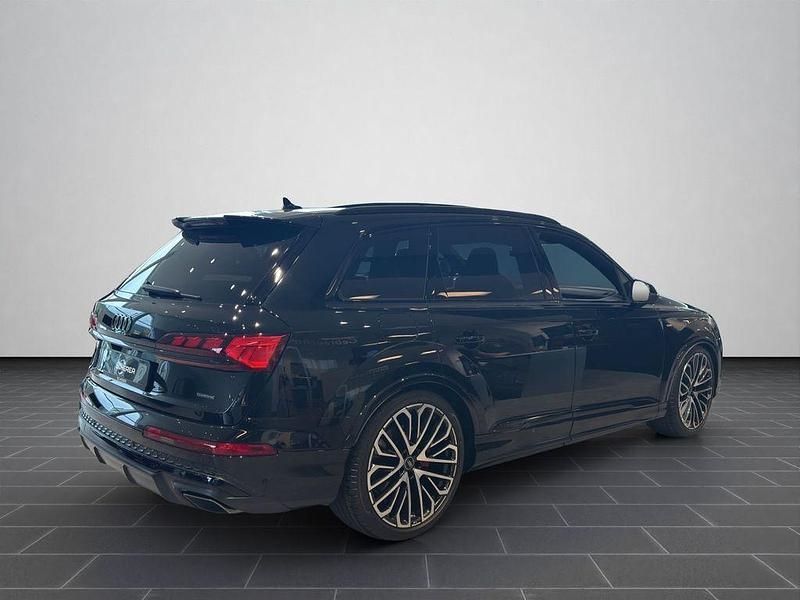 Neu Audi Q7 S-Line 286 PS (210 kW) 2025 Schwarz SUV