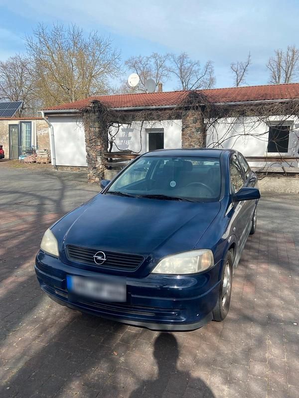 Gebraucht Opel Astra 65 PS (47 kW) 2000 Blau Coupé