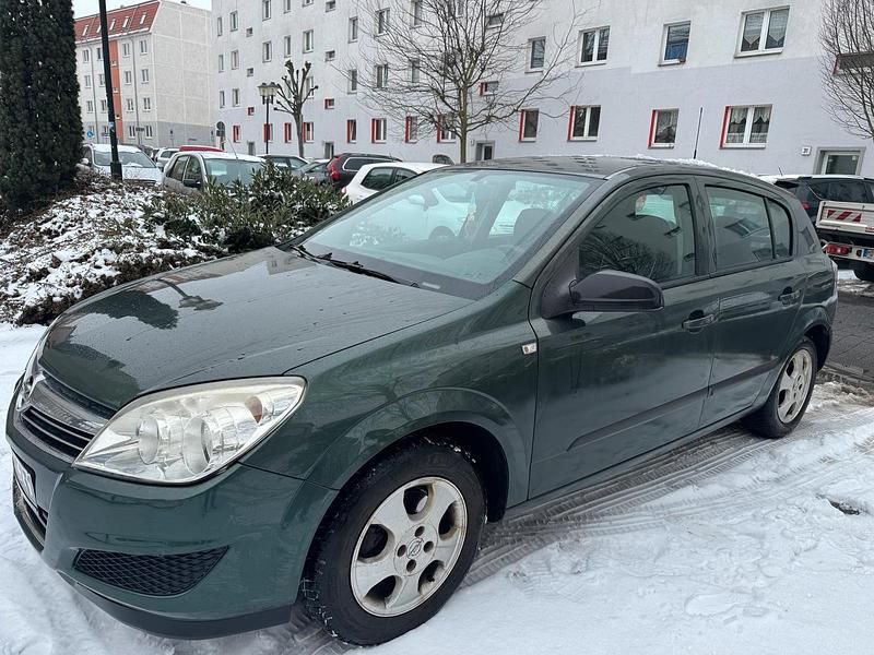 Gebraucht Opel Astra 90 PS (66 kW) 2009 Grün Limousine