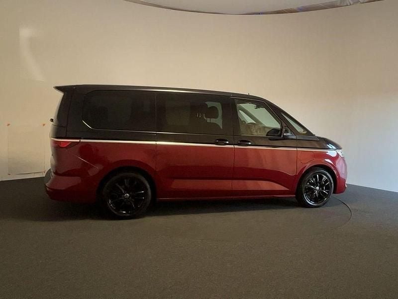 Gebraucht VW Multivan Style 150 PS (110 kW) 2022 Schwarz Van