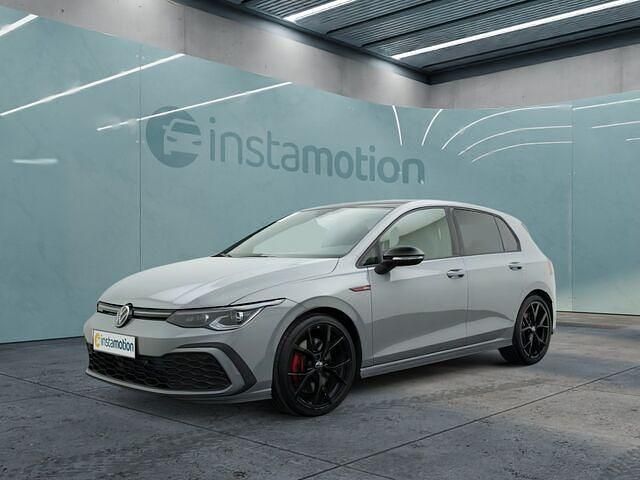 Grau Gebraucht 2024 VW Golf VIII Sound Limousine | 35.749 € (Teuer) - Bild 1/2