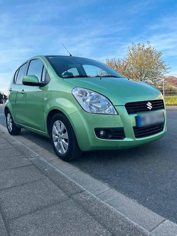 Gebraucht Suzuki Splash 86 PS (63 kW) 2009 Grün Kleinwagen