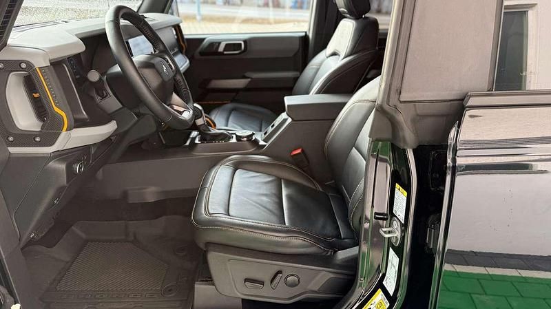 Neu Ford Bronco 334 PS (245 kW) 2026 Iridiumschwarz SUV