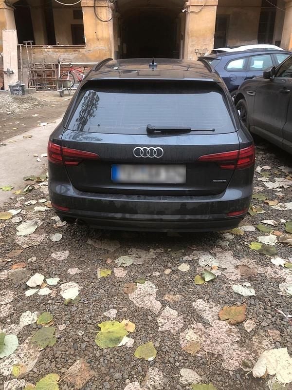 Second-hand Audi A4 190 CP (139 kW) 2017 Negru Break