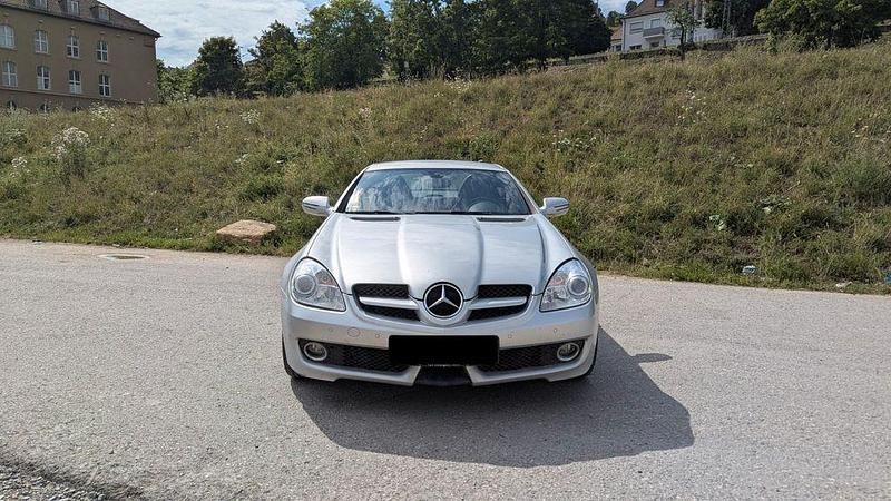 Gebraucht Mercedes SLK200 184 PS (135 kW) 2010 Silber Cabrio
