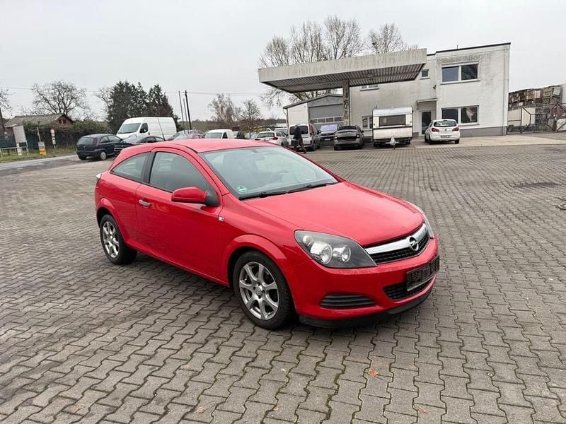 Gebraucht Opel Astra GTC Selection 90 PS (66 kW) 2009 Rot Coupé