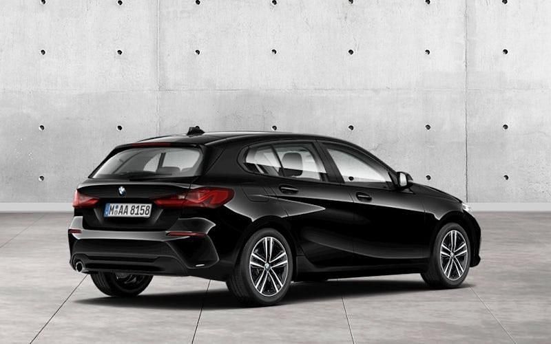 Gebraucht BMW 118 Advantage 136 PS (100 kW) 2023 Schwarz Kleinwagen