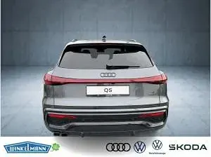 Gebraucht Audi Q5 Ambiente 204 PS (150 kW) 2025 Grau (daytonagrau) SUV