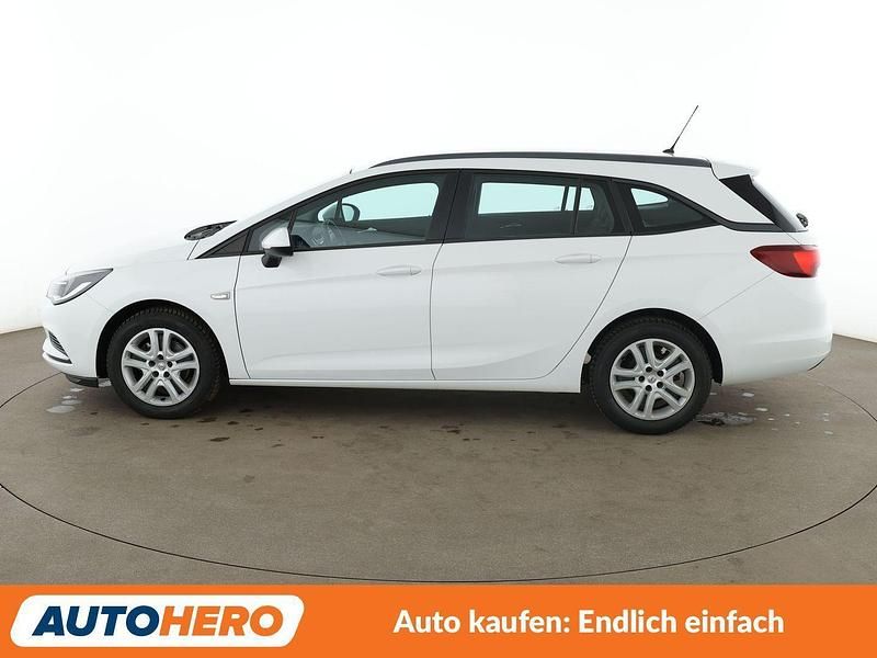 Gebraucht Opel Astra Selection 105 PS (77 kW) 2017 Weiß Kombi