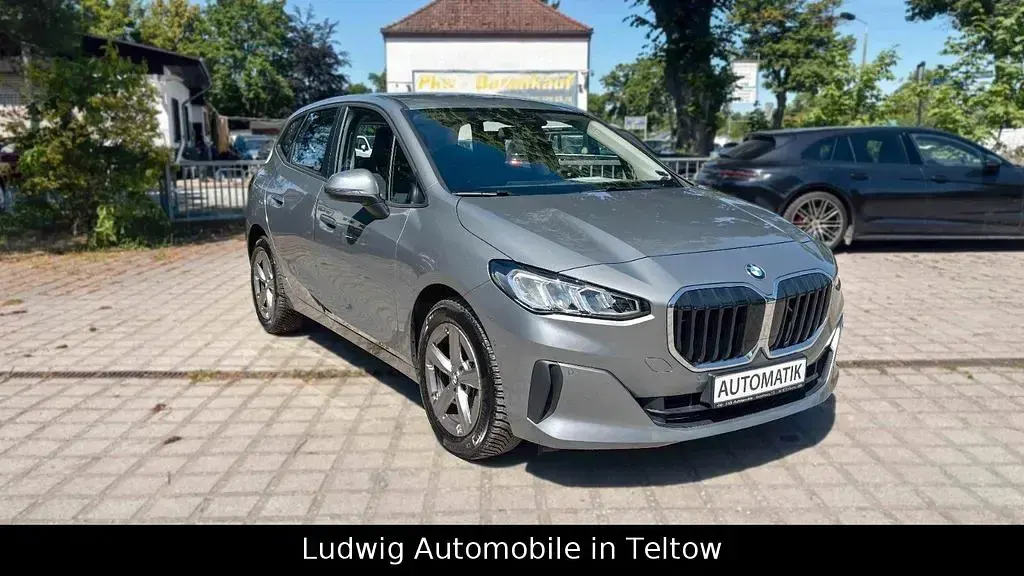 Gebraucht BMW 218 Active Tourer Performance 136 PS (100 kW) 2022 Grau Van / Kleinbus