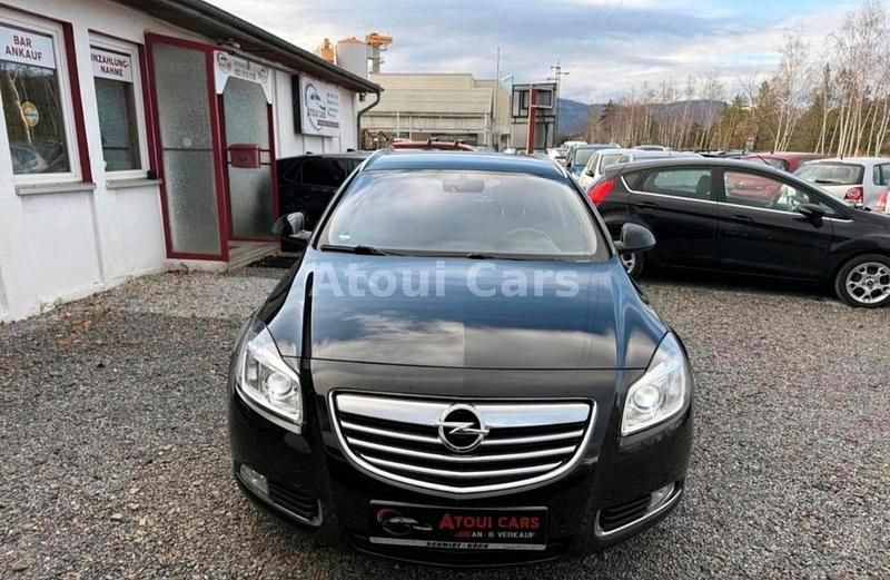 Gebraucht Opel Insignia 160 PS (117 kW) 2012 Schwarz Kombi
